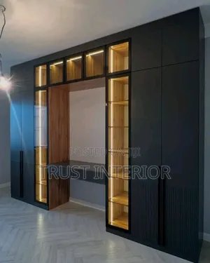 Closet Makers 227