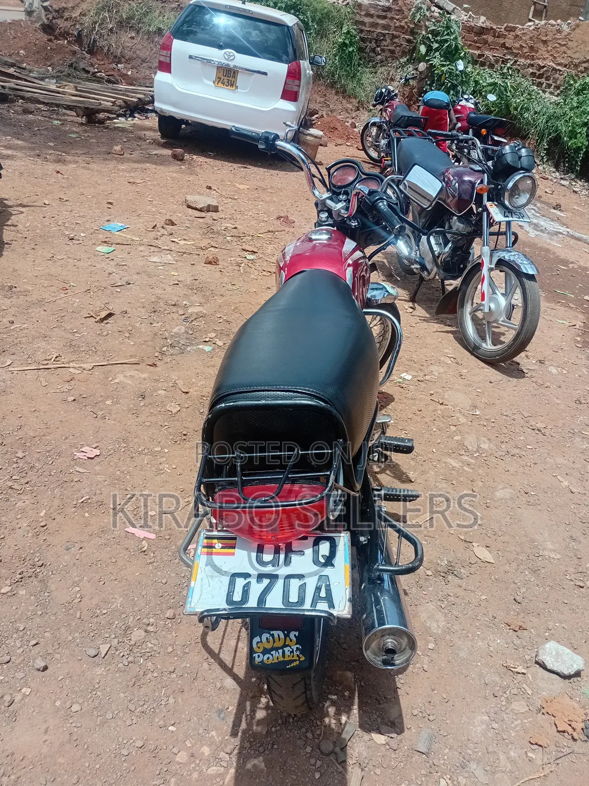 Bajaj Boxer 100 2025 Red