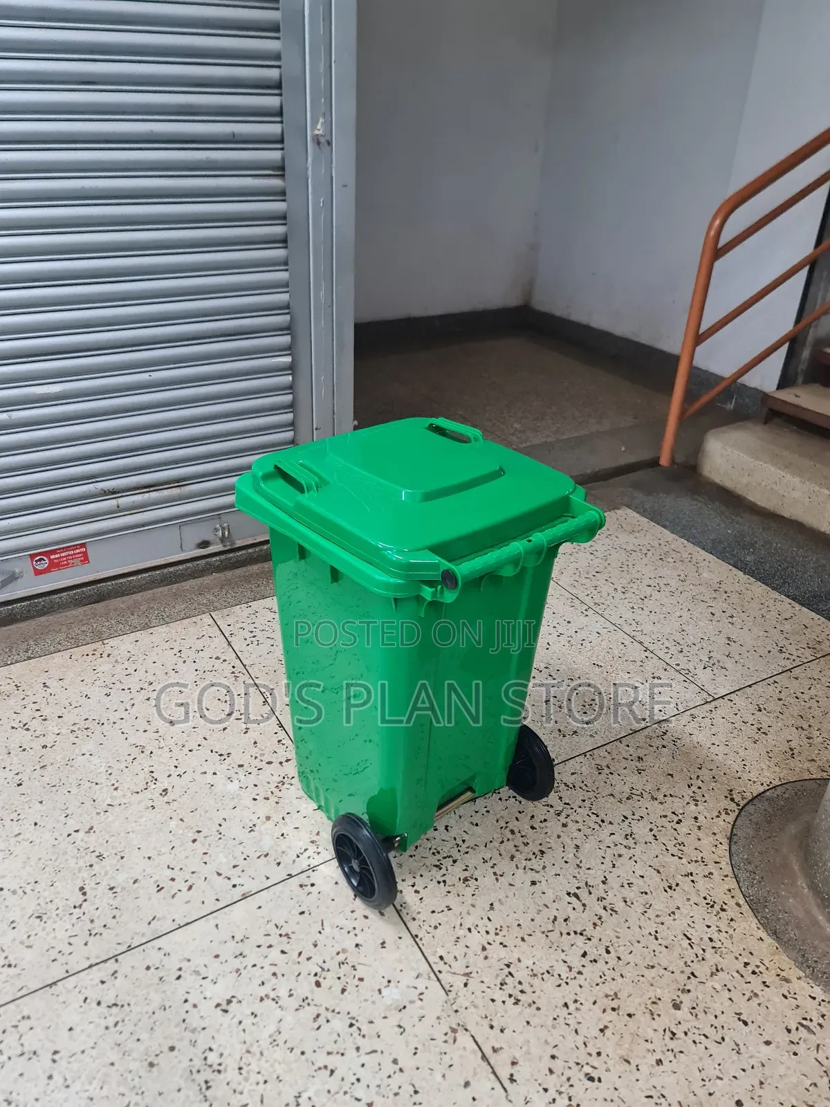 Customized 100litres Plastic Dust Bins Plastic Dust Bins