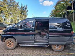 Mitsubishi SpaceWagon 1998 Black