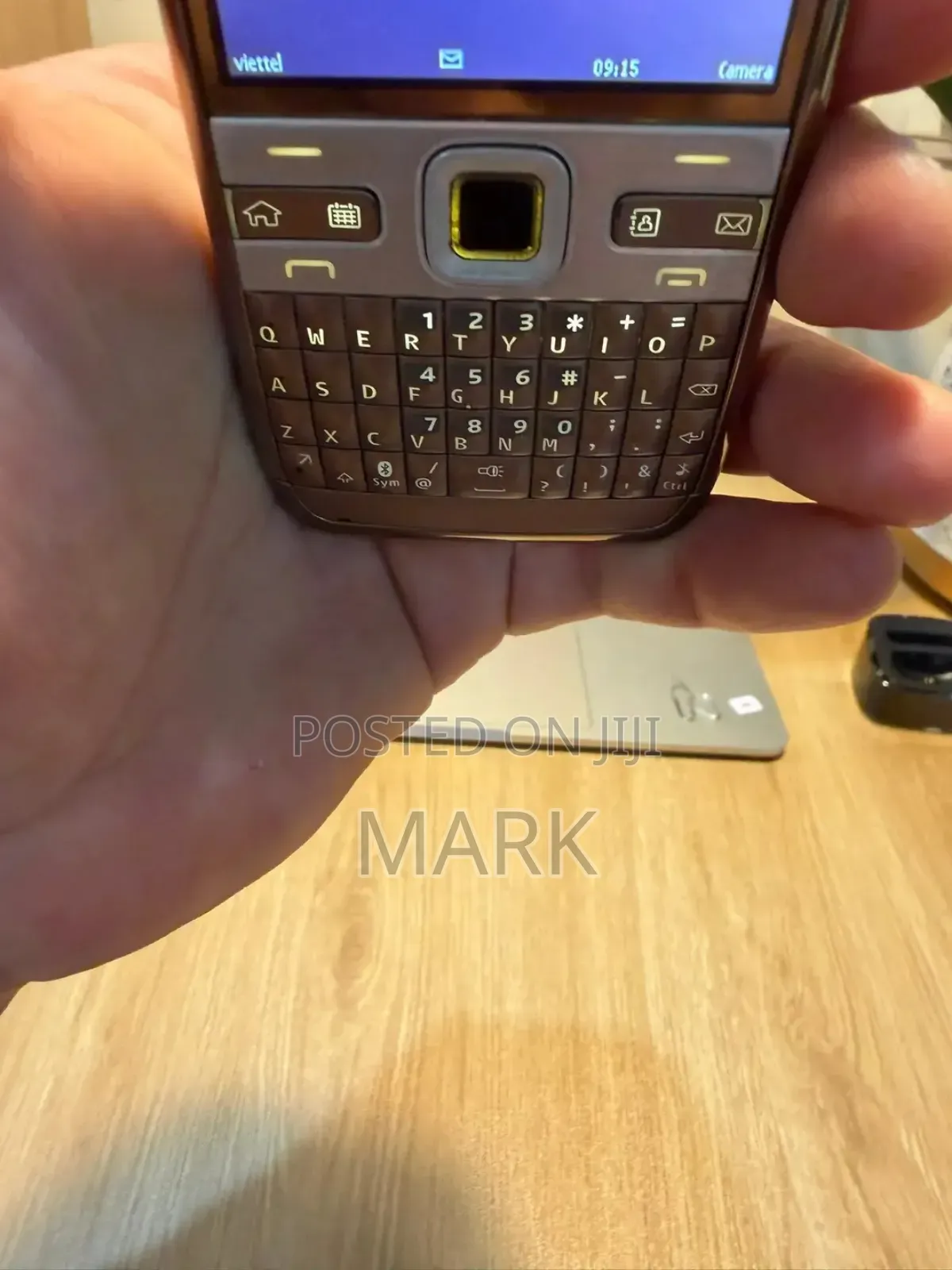Nokia E72 Gray