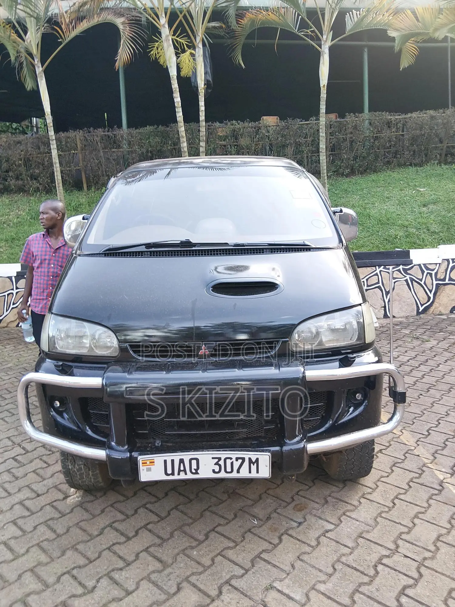 Mitsubishi SpaceWagon 1998 Black
