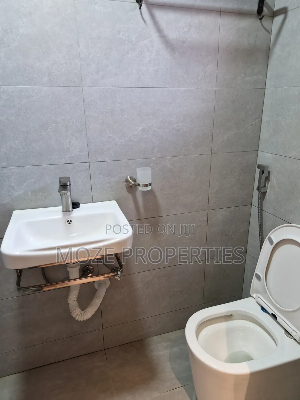 2bdrm Duplex in Kyaliwajala Naalya, Central Division for rent