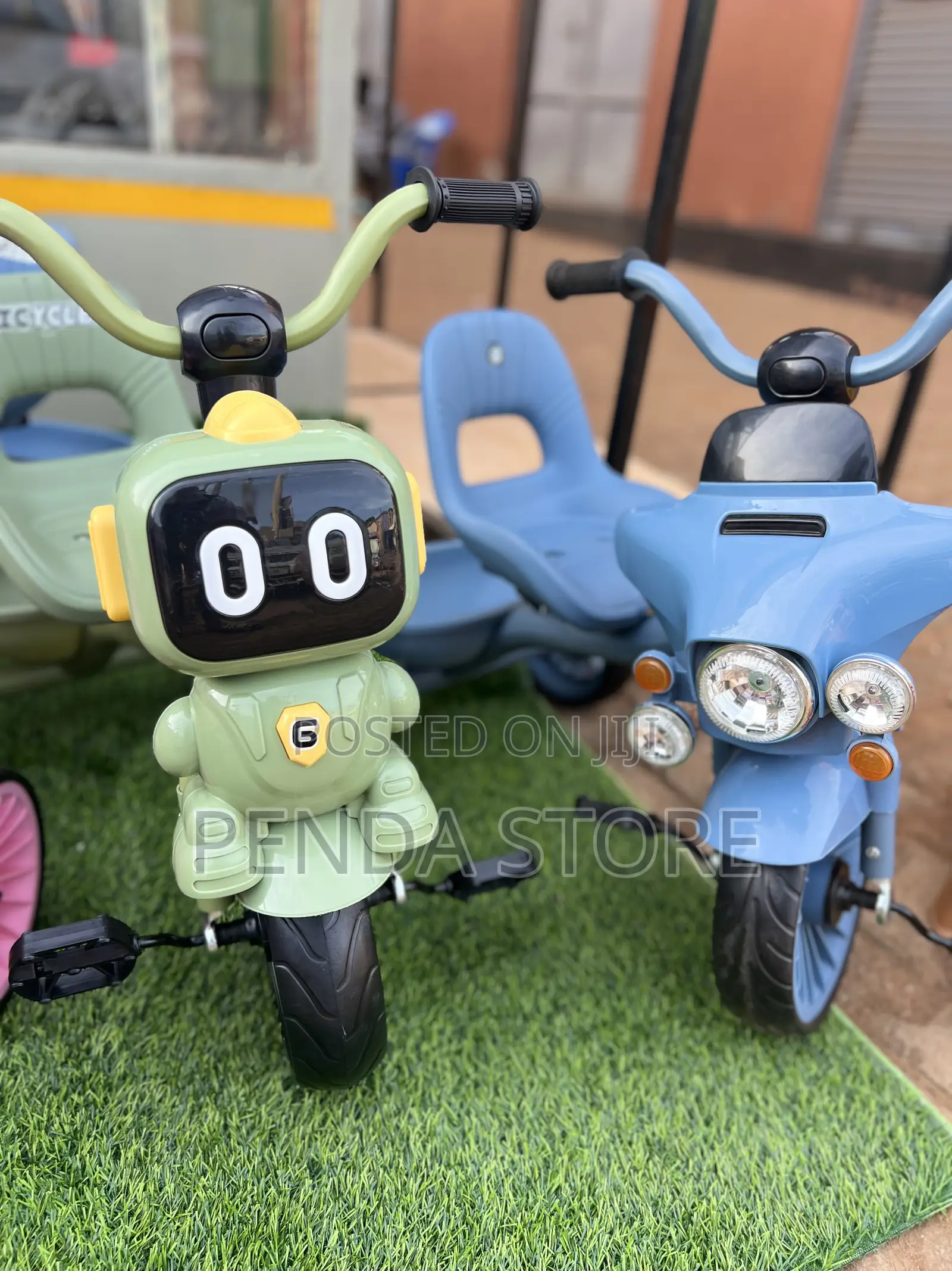 Baby Tricycle Bike – Kids Three Wheel Rolling Ride Toy