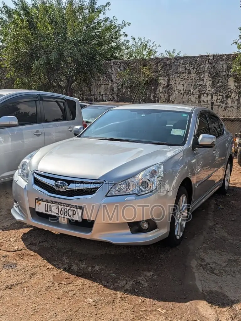 Subaru Legacy 2012 Silver