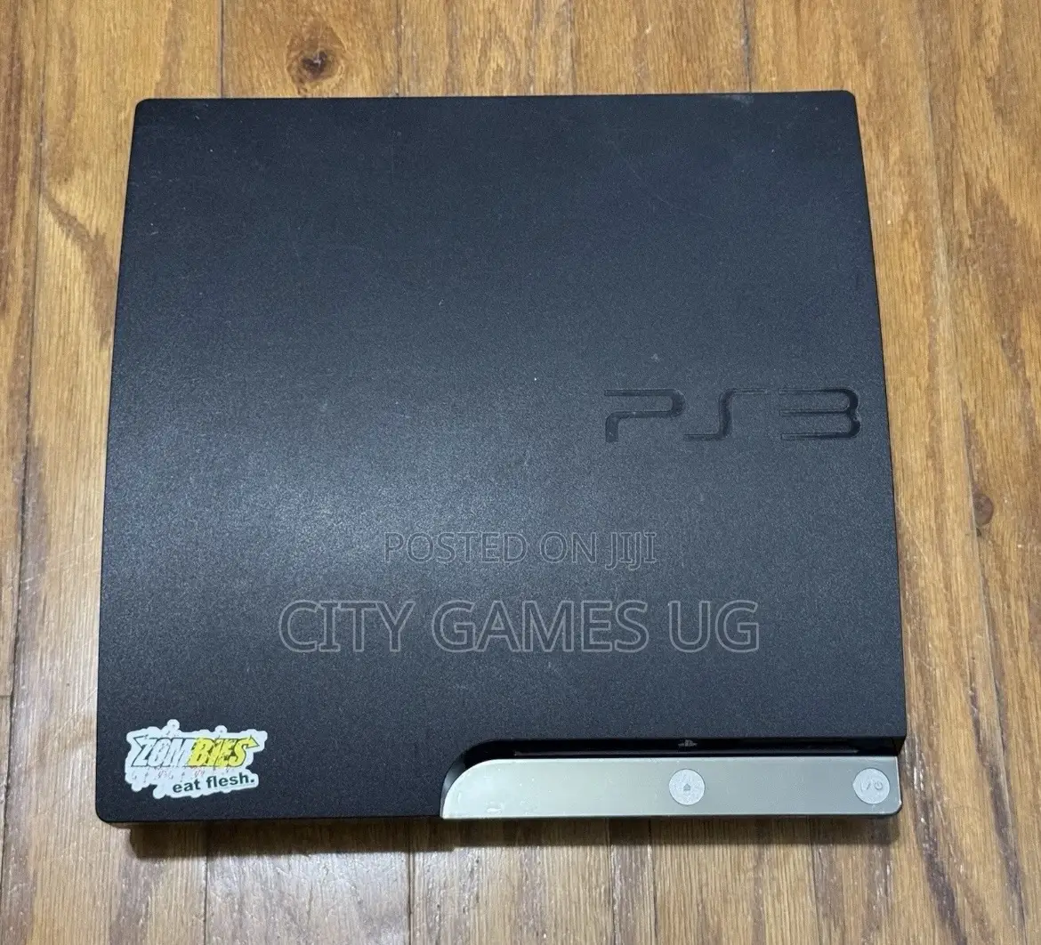 Playstation 3 Console - 2 Black Controllers 1 Red Controller