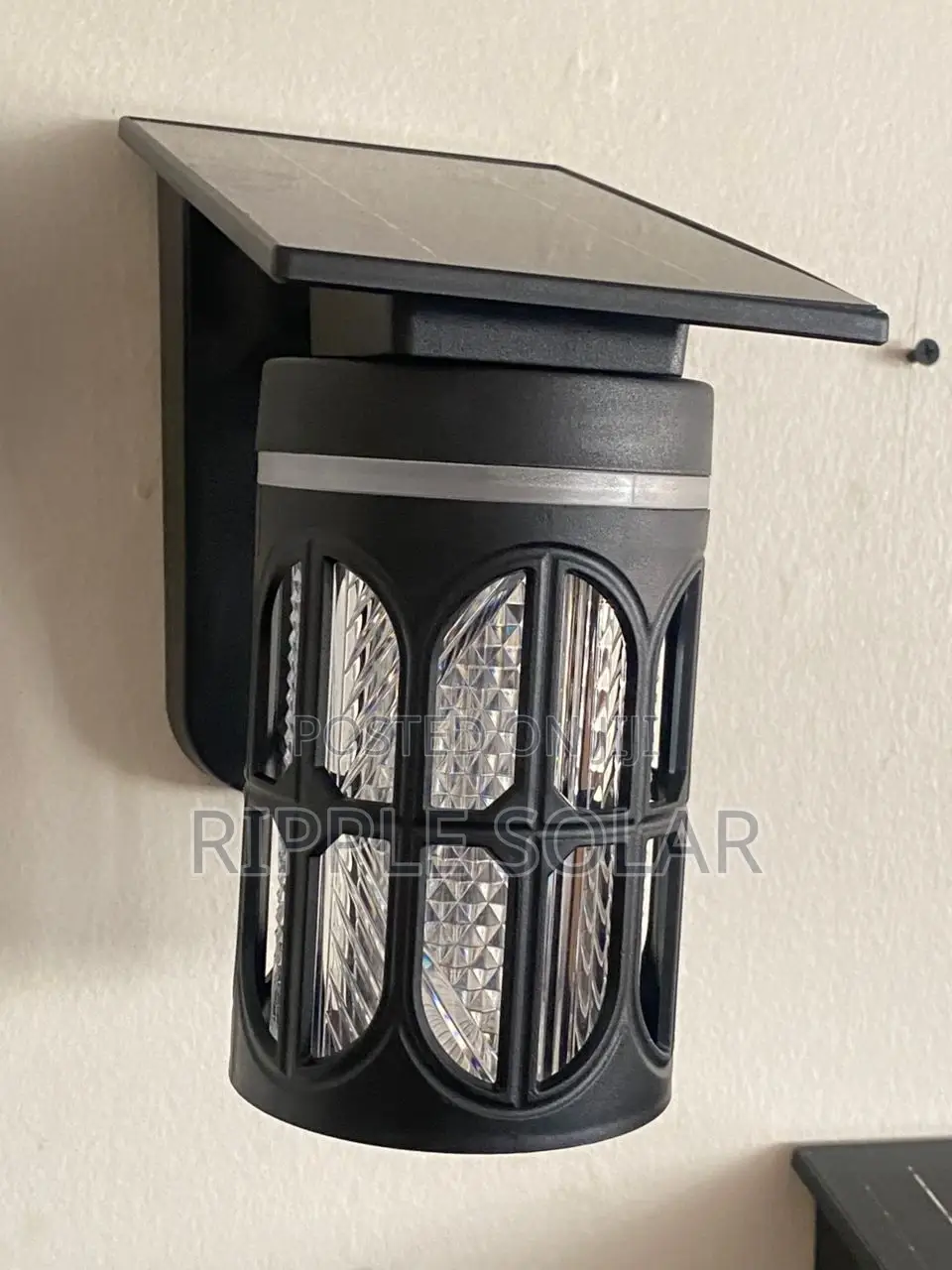 Solar Garden Wall Light Waterproof Outdoor Fence Lamp