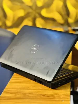 Laptop Dell Inspiron 11 3000 4GB Intel Core i7 HDD 320GB