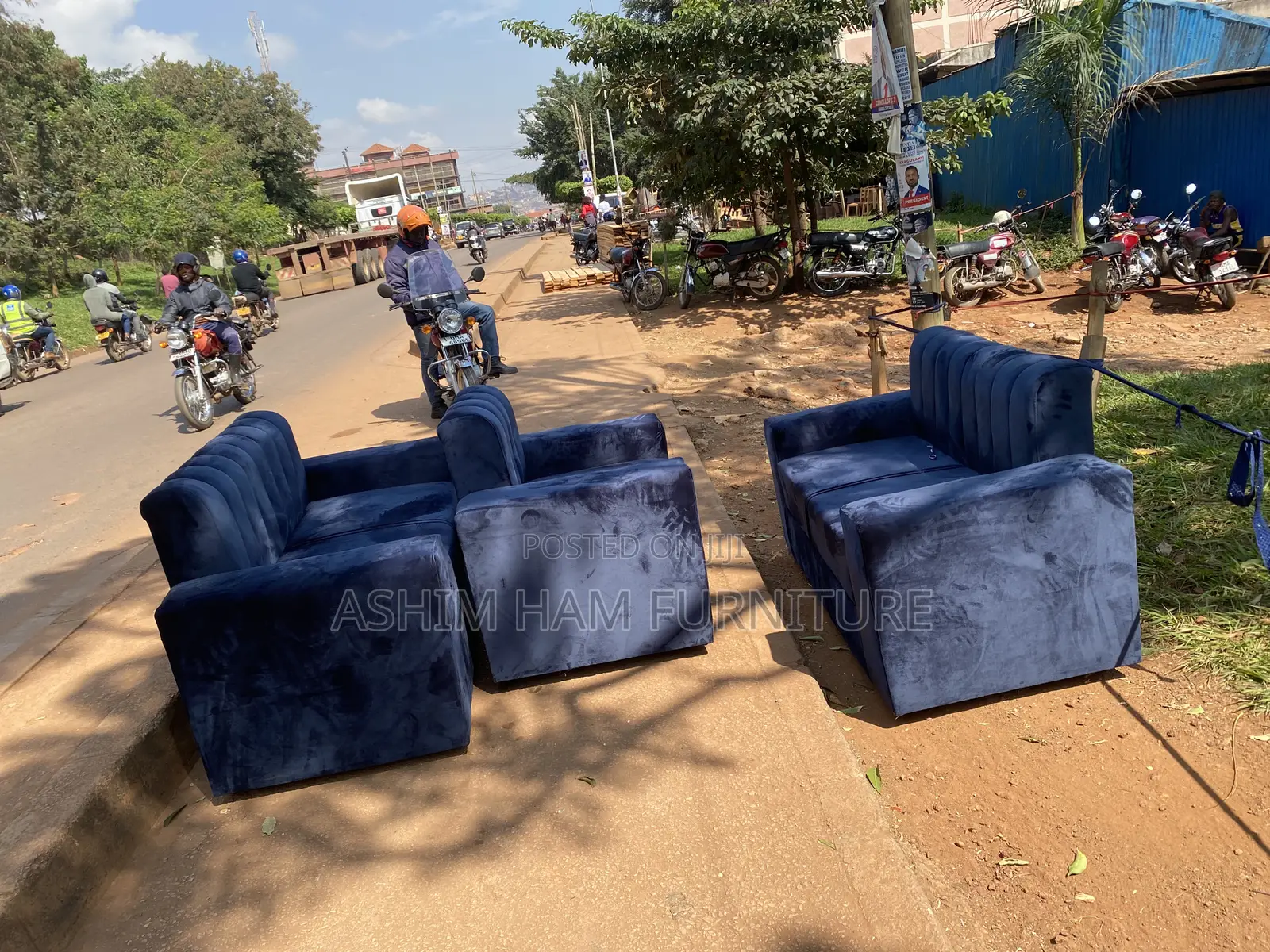 Sofas for Sale in Good Material