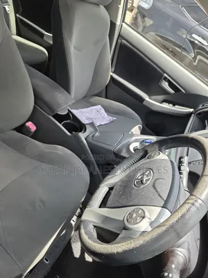 Toyota Prius 2011 White