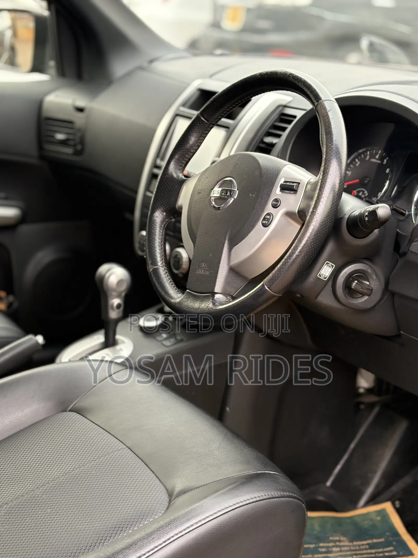 Nissan X-Trail 2.0 Petrol XE 2012 Black