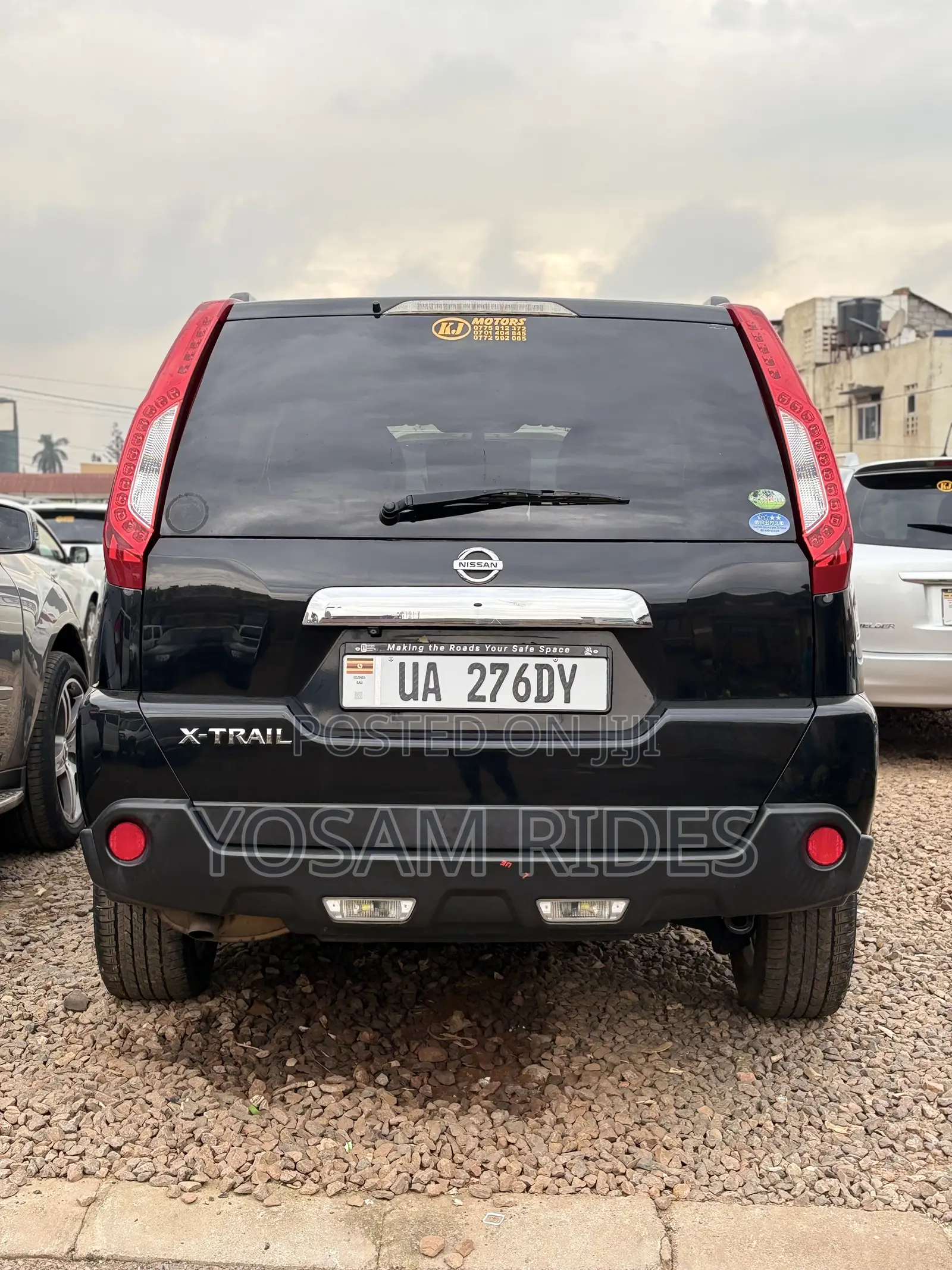 Nissan X-Trail 2.0 Petrol XE 2012 Black