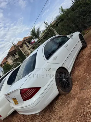 Mercedes-Benz C240 2002 White