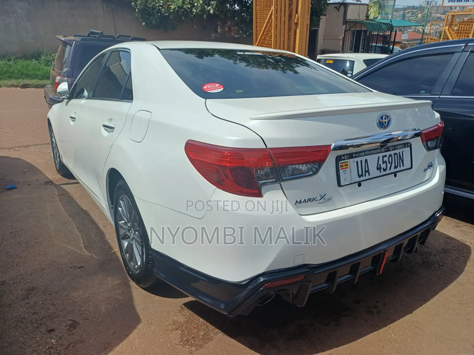 Toyota Mark X 2.5 RWD 2014 White