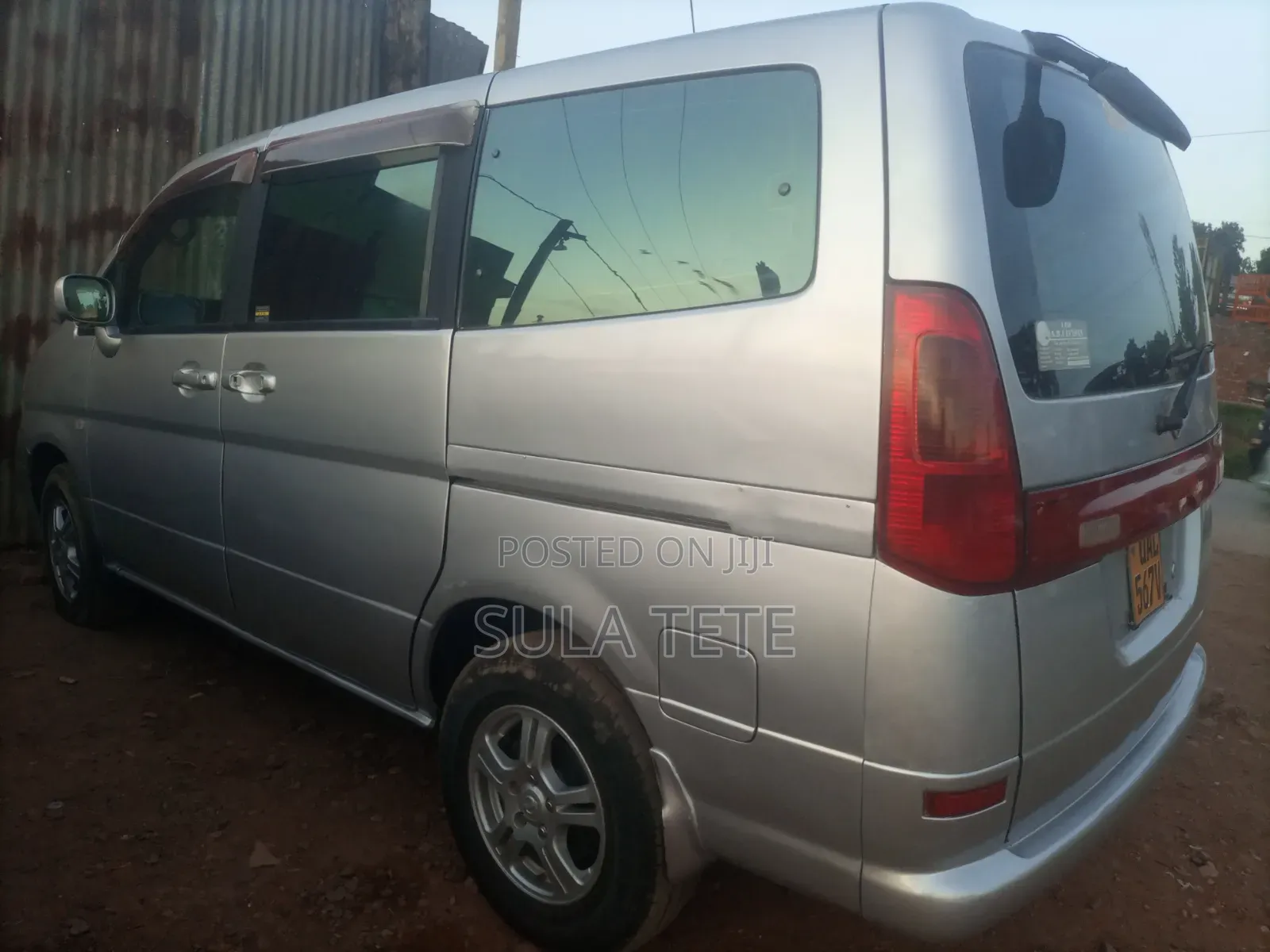 Nissan Serena 2000 Silver