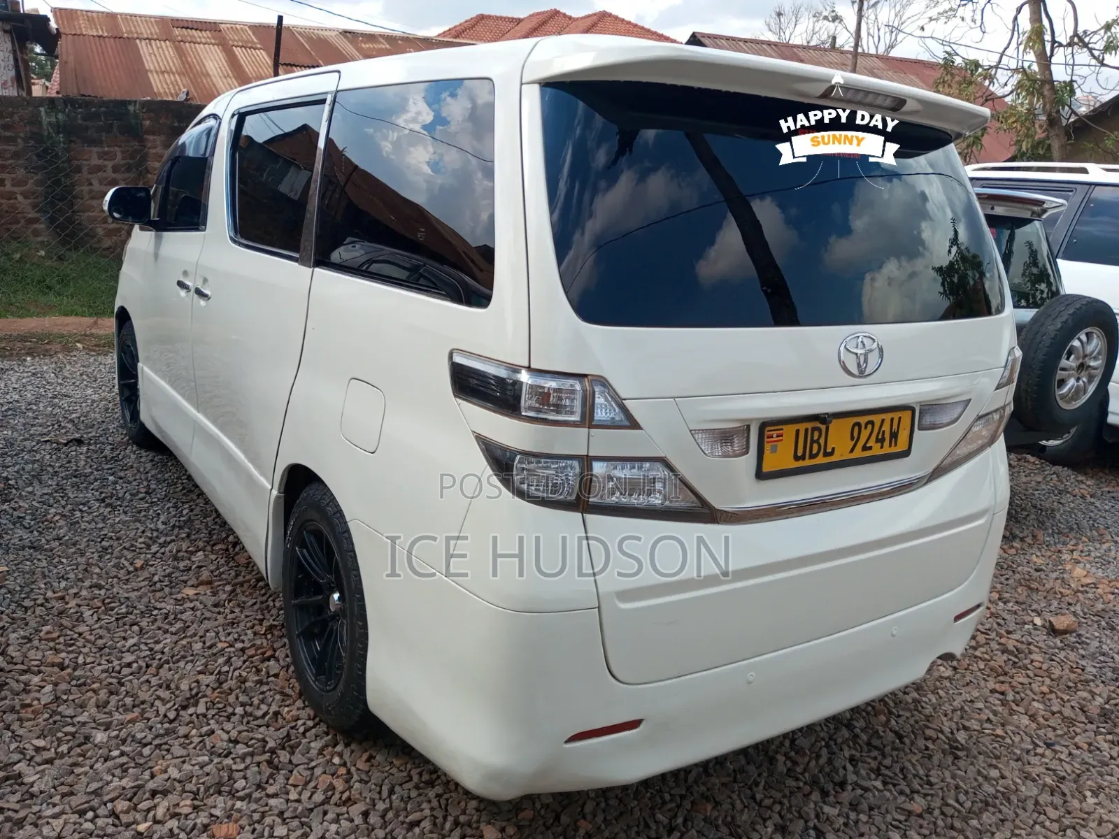 Toyota Vellfire 2009 White