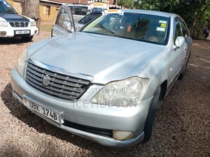 Toyota Crown 2006 Silver