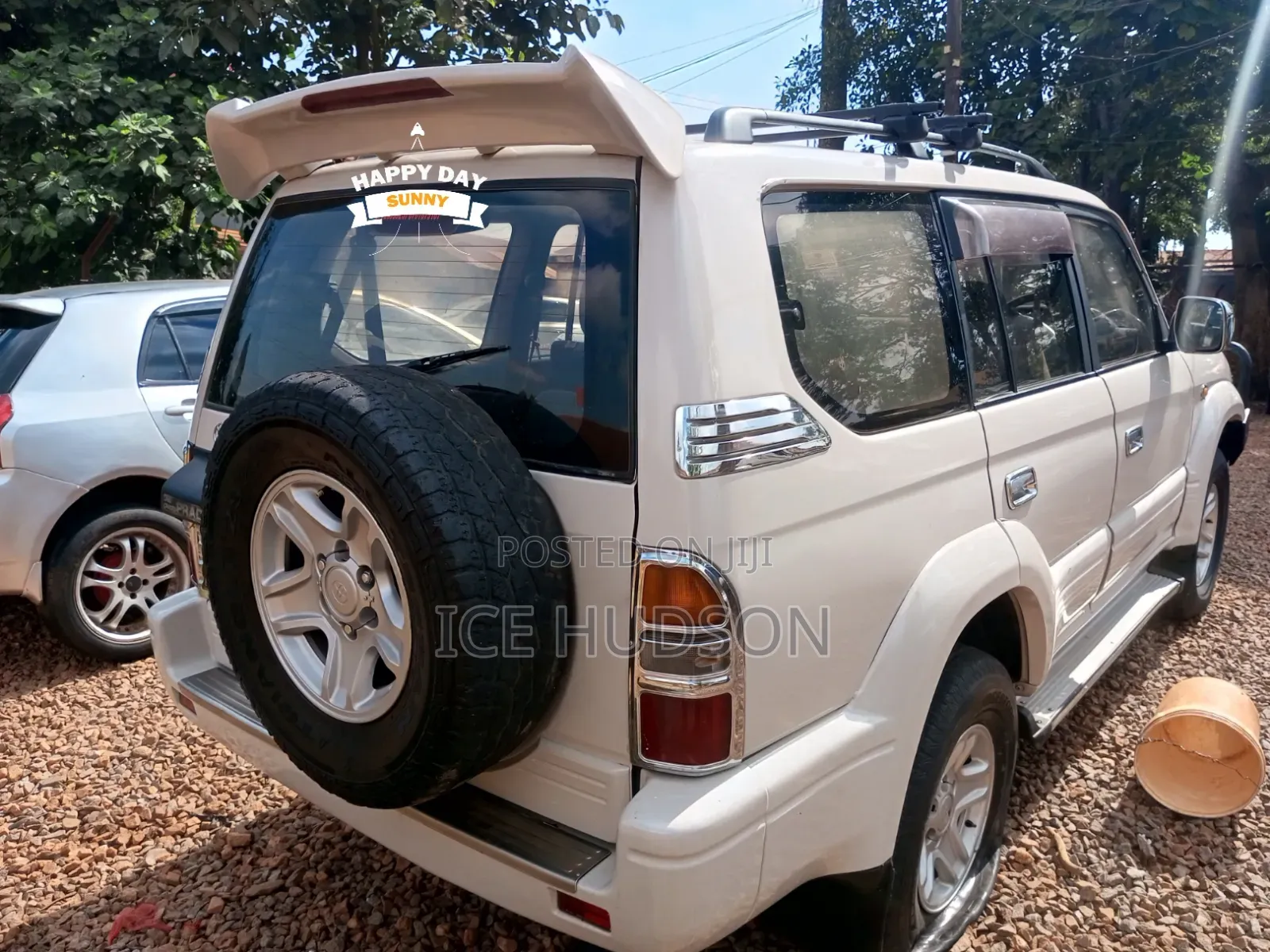 Toyota Land Cruiser Prado 1999 White