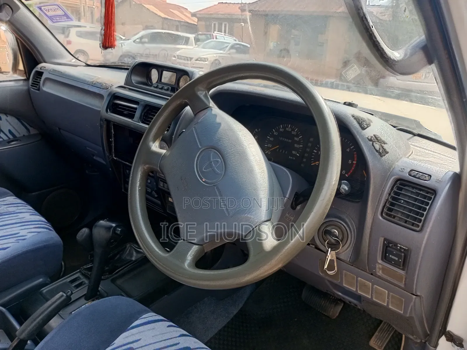 Toyota Land Cruiser Prado 1999 White