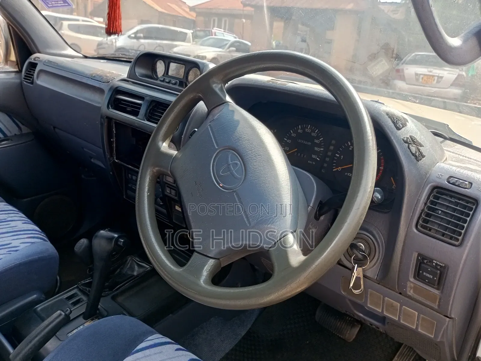 Toyota Land Cruiser Prado 1999 White