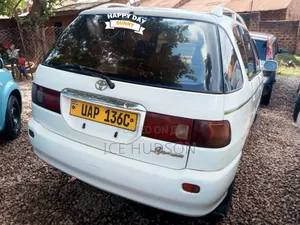 Toyota Ipsum 1998 White