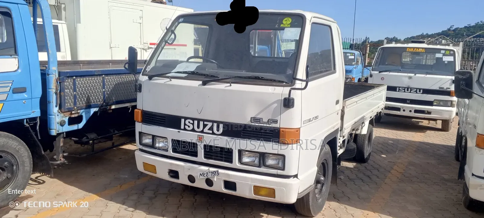 Isuzu Track Small Tye 4 B E 1