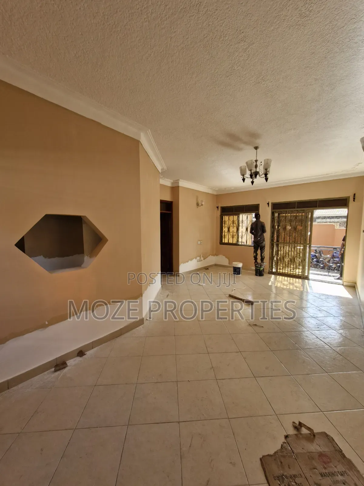 3bdrm Bungalow in Kyaliwajala Kira., Central Division for rent