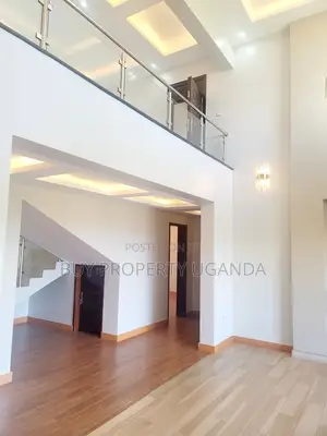 5bdrm Mansion in Katabi for sale