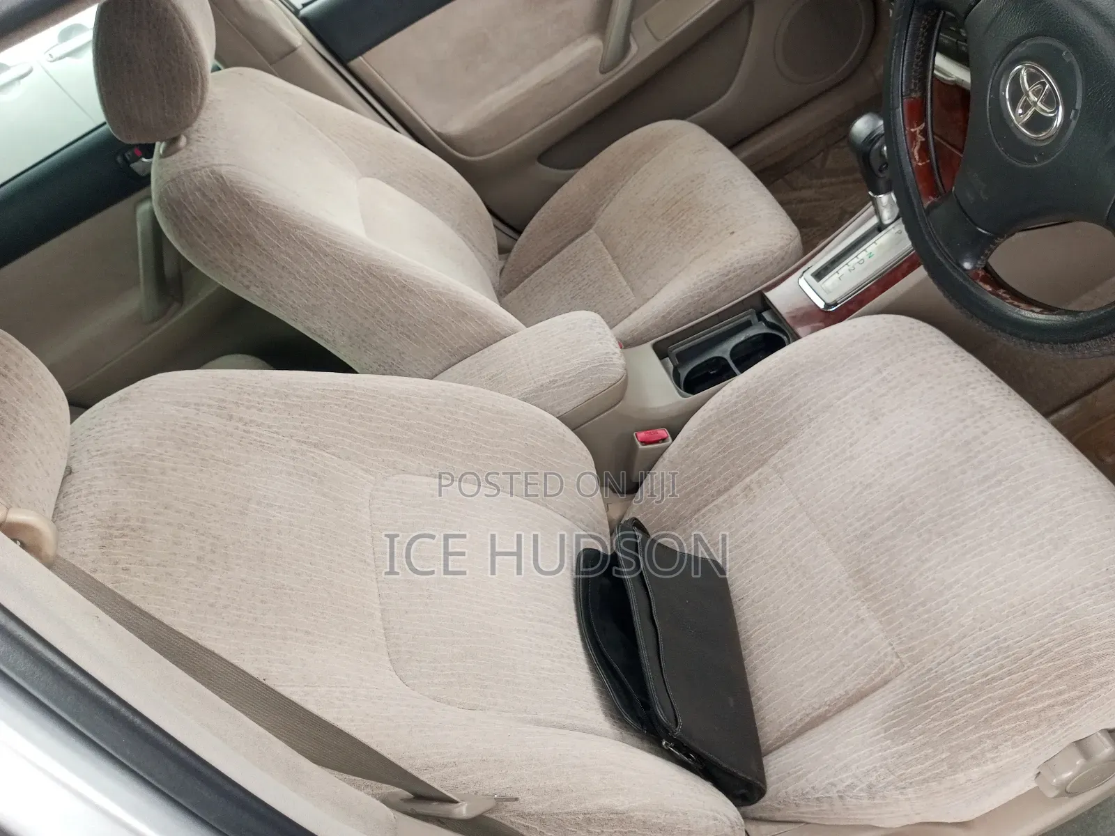 Toyota Premio 2003