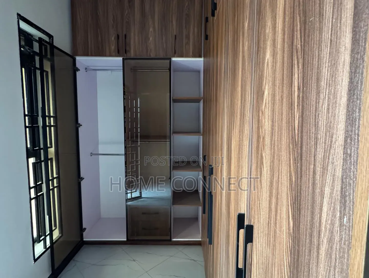 5bdrm Duplex in Serena Kigo, Central Division for sale