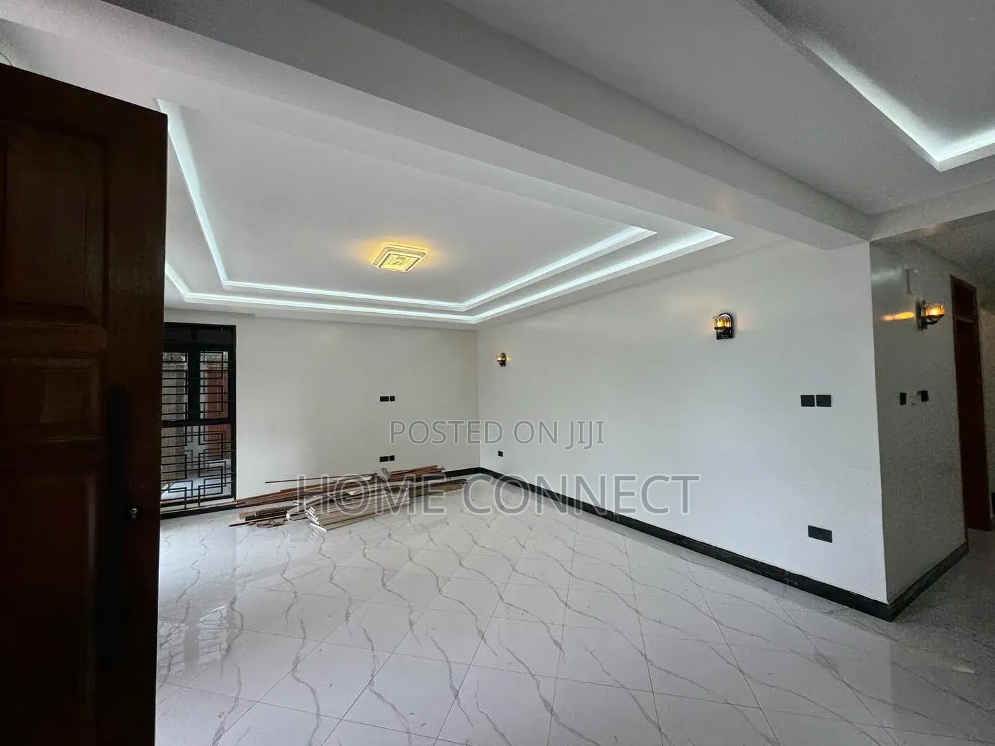 5bdrm Duplex in Serena Kigo, Central Division for sale