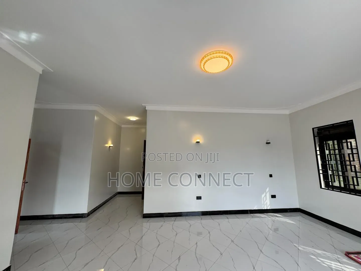 5bdrm Duplex in Serena Kigo, Central Division for sale