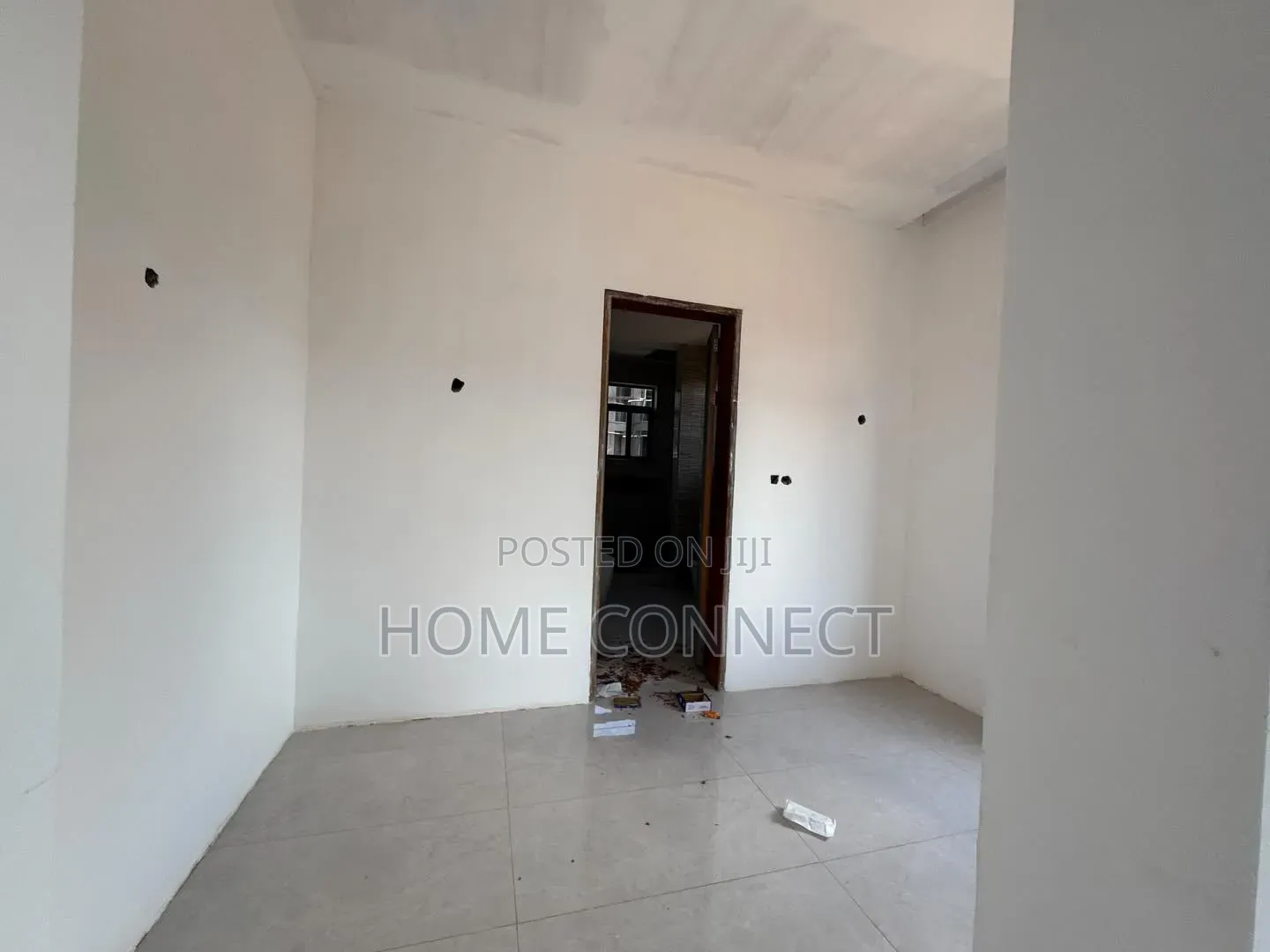 7bdrm Mansion in Munyonyo, Central Division for sale
