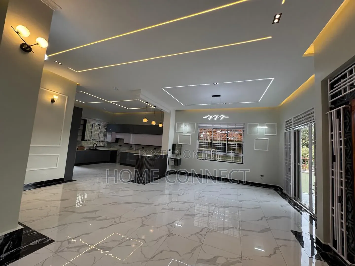 4bdrm Apartment in Kira Mamerito Rd, Central Division for sale