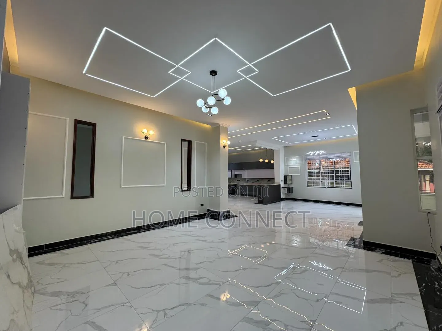 4bdrm Apartment in Kira Mamerito Rd, Central Division for sale