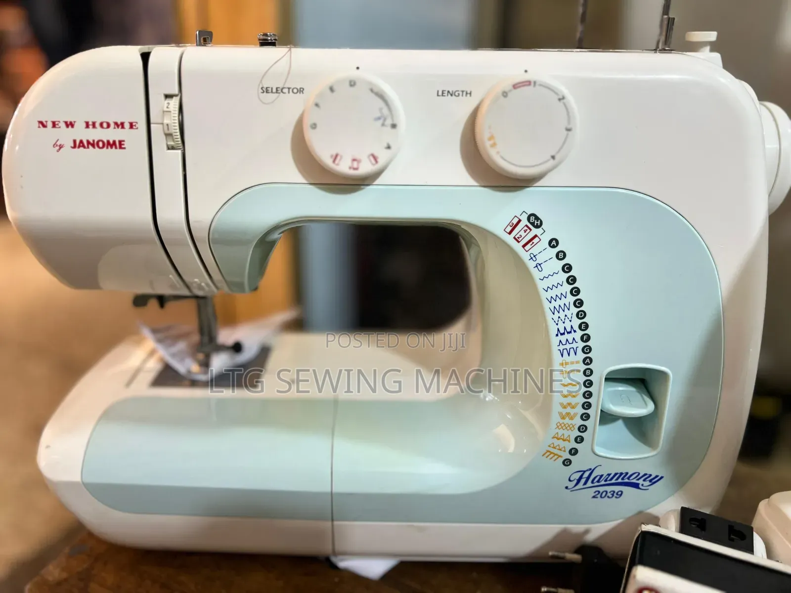 Singer Simple Sewing Machine