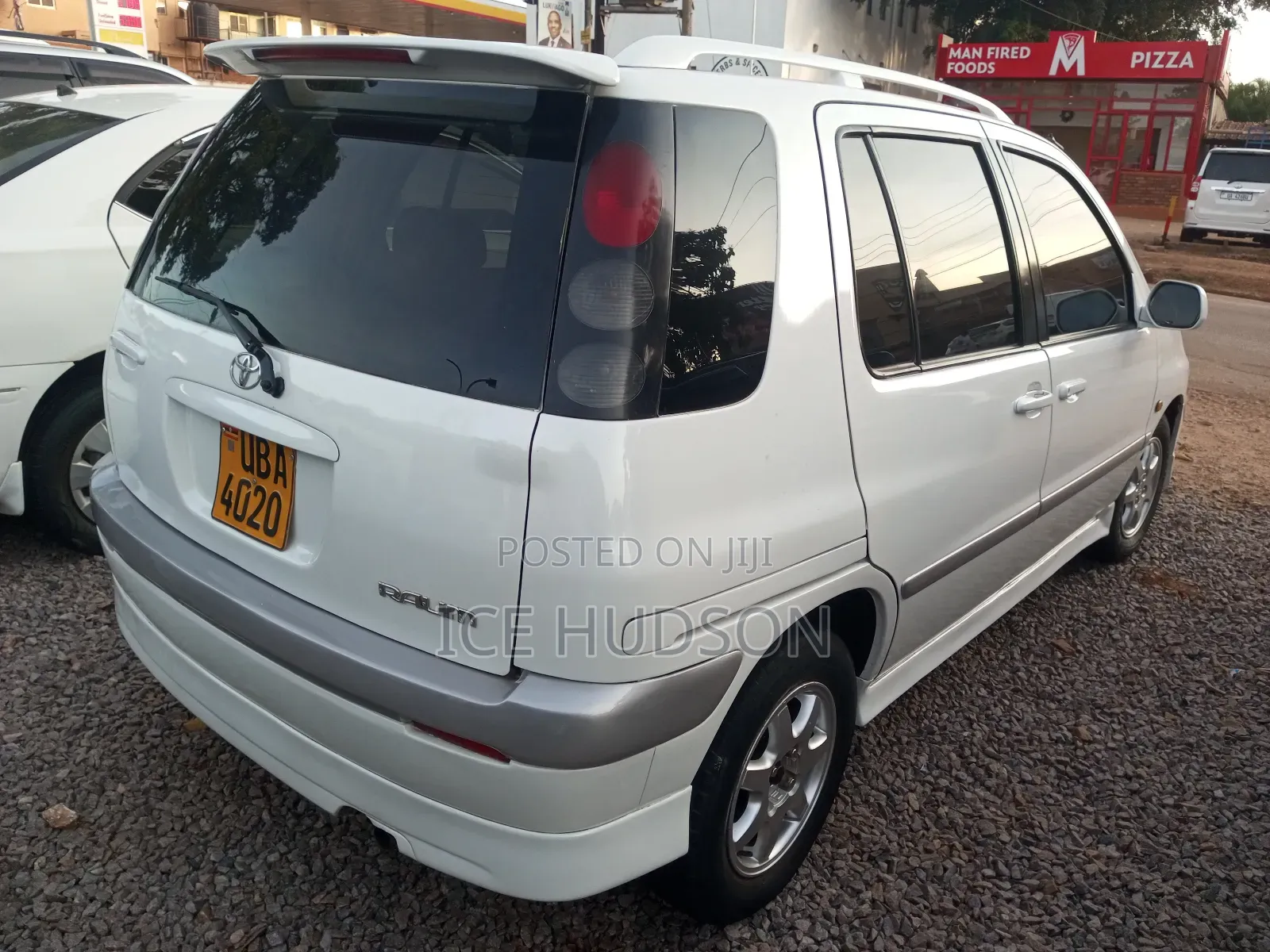 Toyota Raum 2002 White