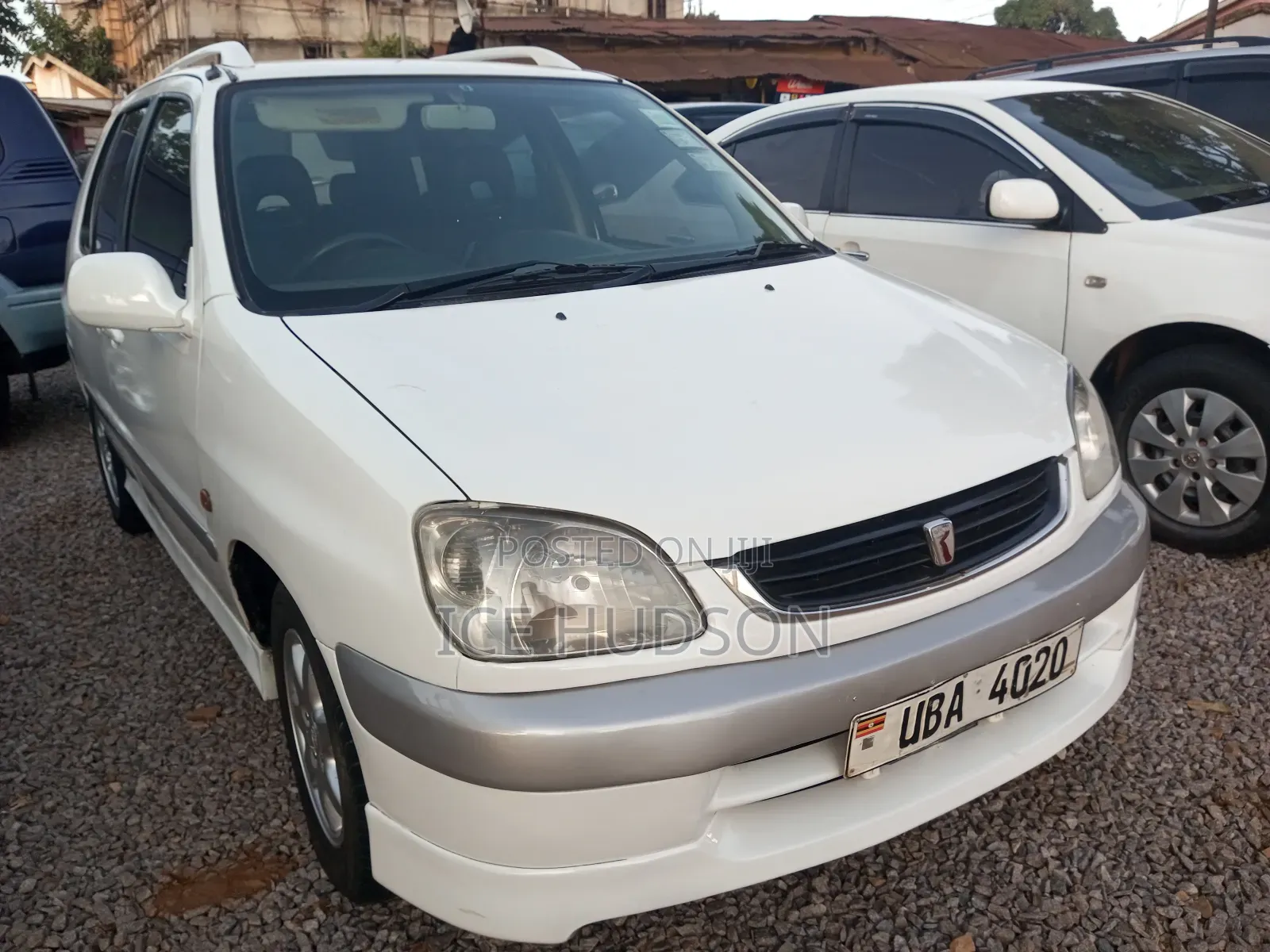 Toyota Raum 2002 White