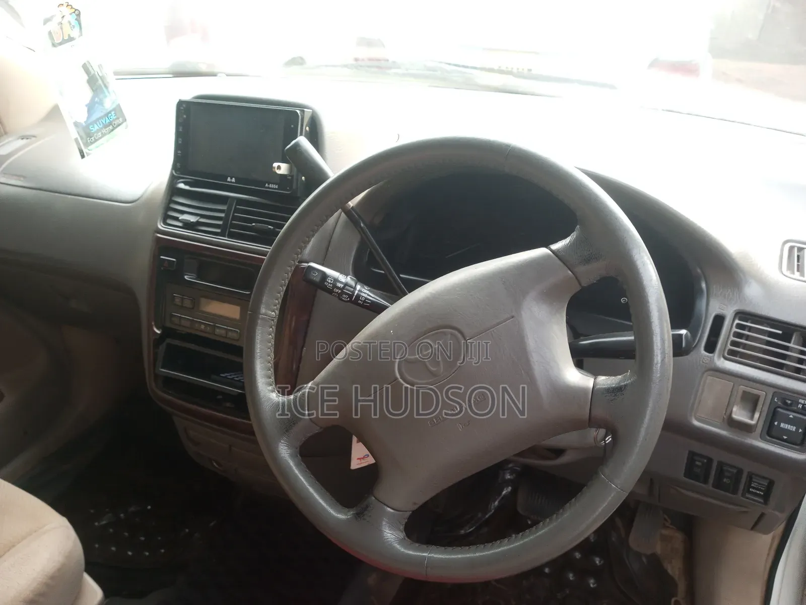 Toyota Ipsum 1999 White