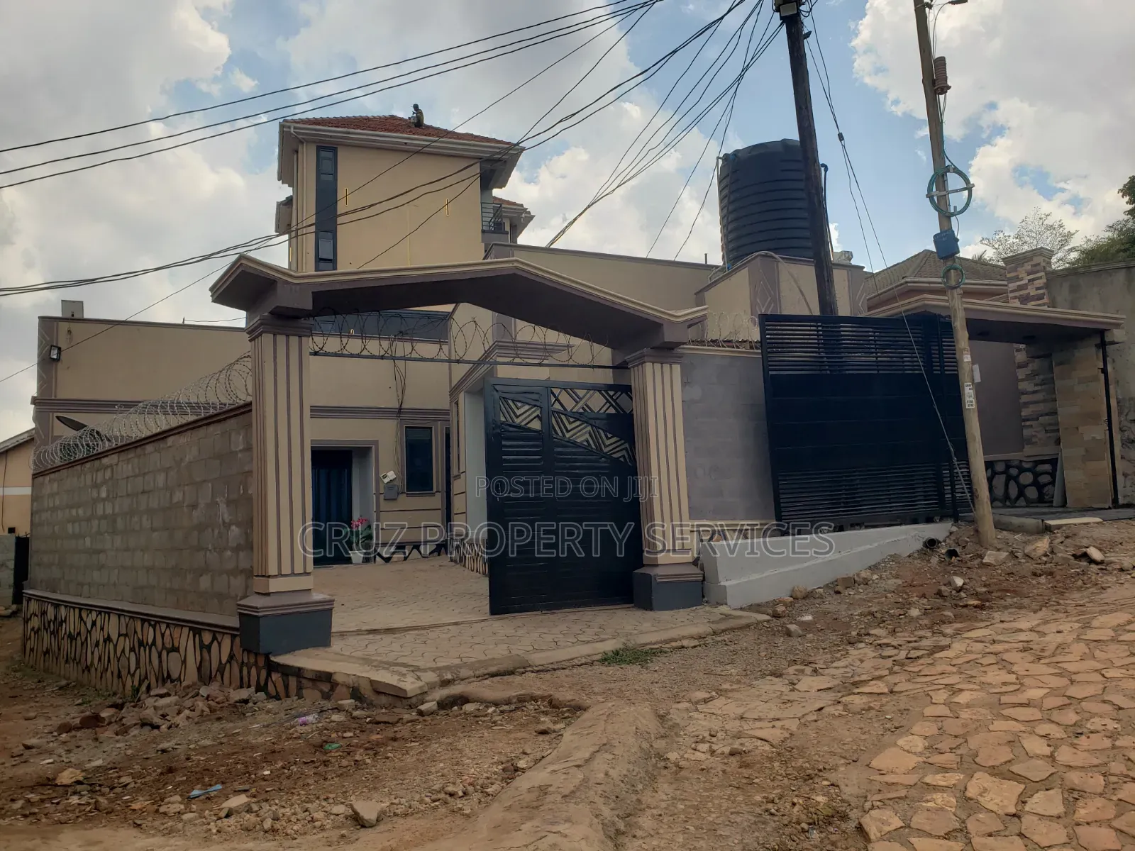 Studio Apartment in Cruz Property, Rubaga for sale