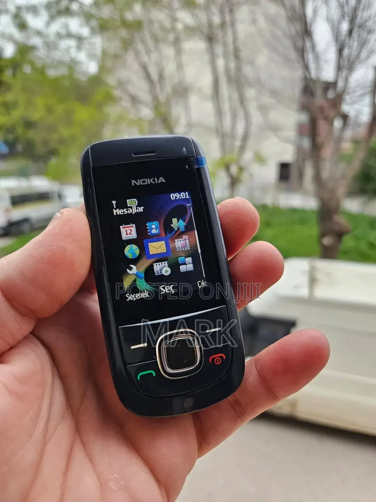 New Nokia 2220 slide Black