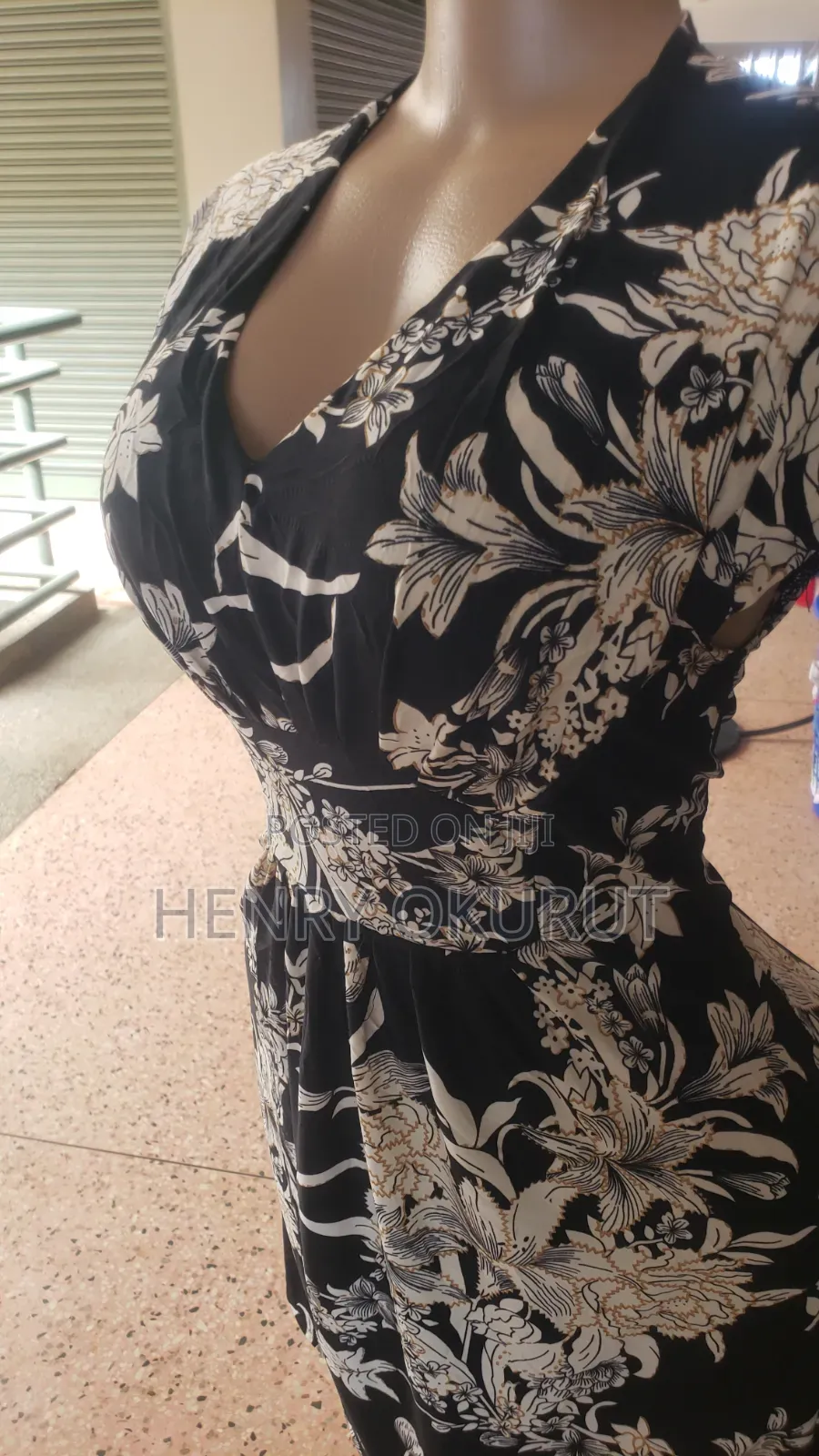 Ladies Secondhand Dresses