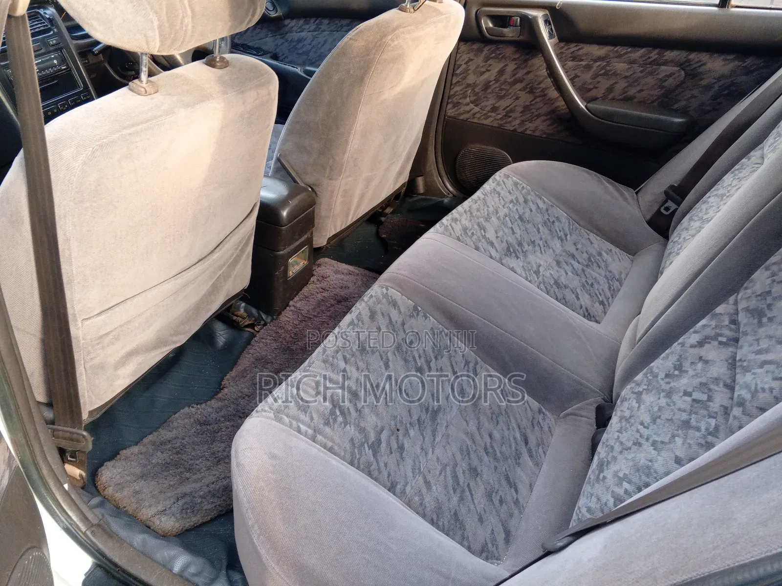 Toyota Corona 2005 White