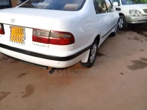 Toyota Corona 2005 White