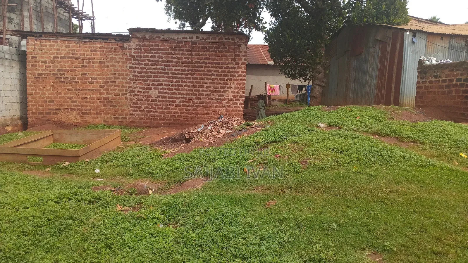 Land in Kyebando