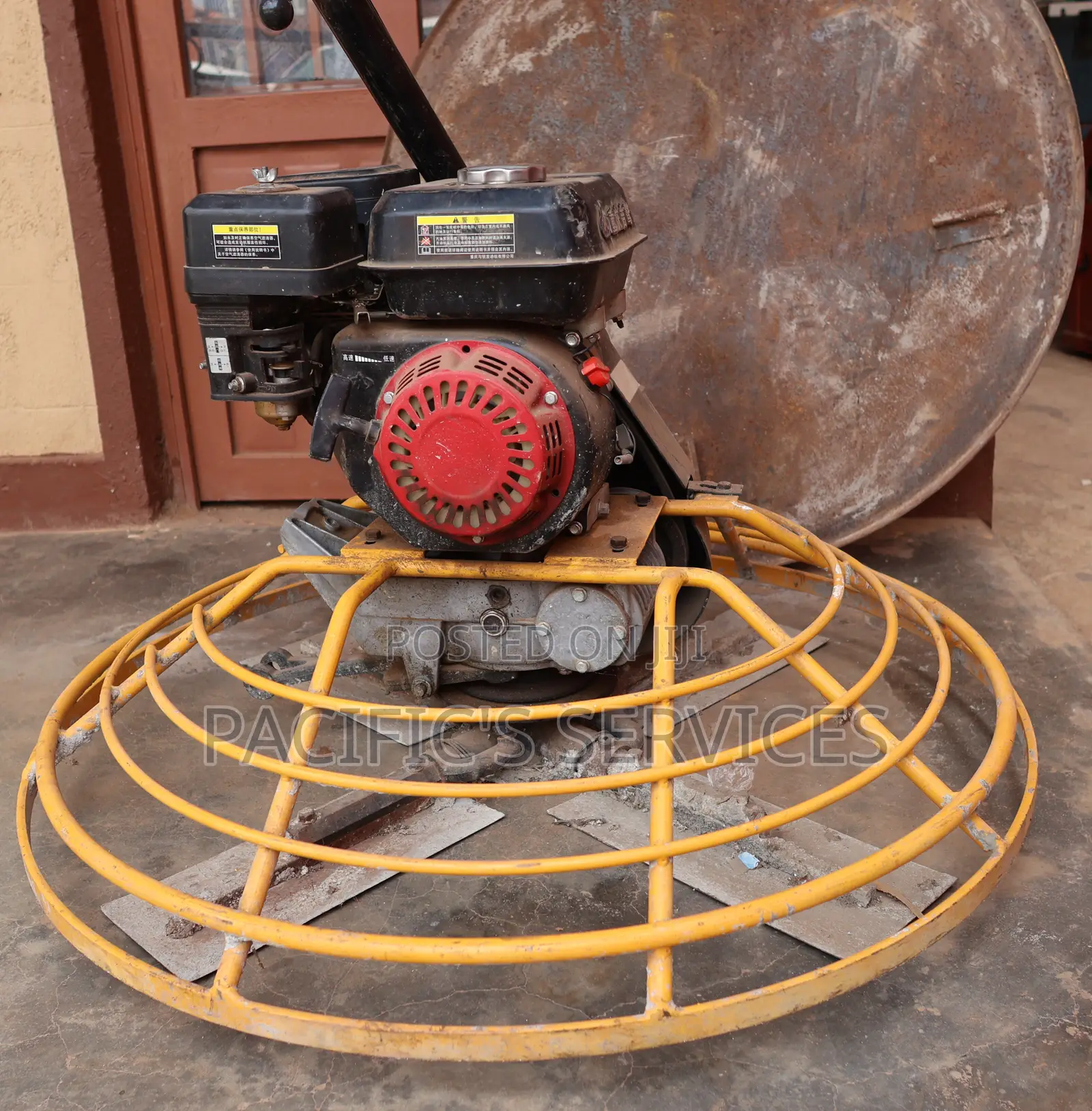 Roadwell Power Trowel