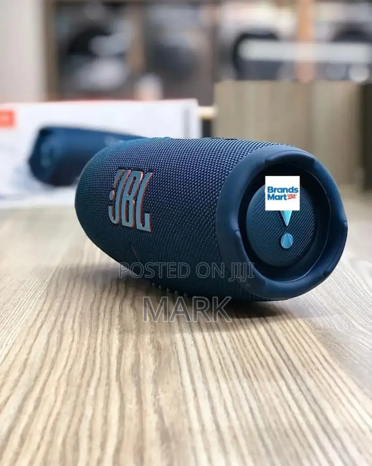 JBL Charge 5 Boxed