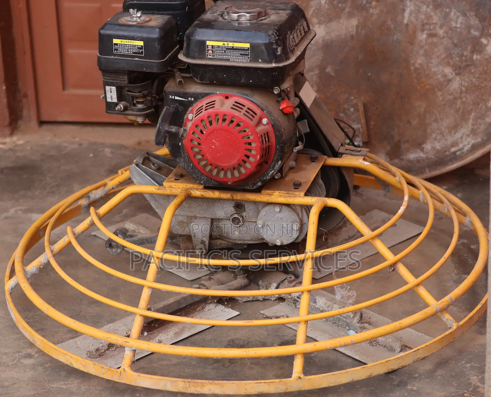 Roadwell Power Trowel