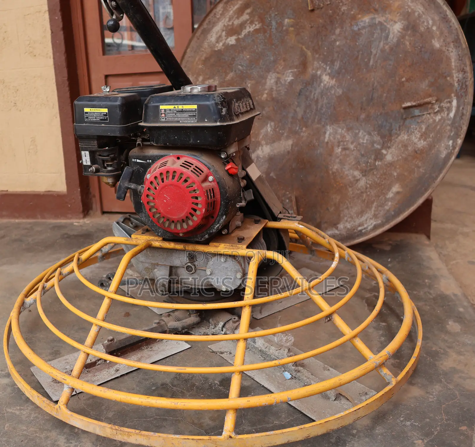 Roadwell Power Trowel