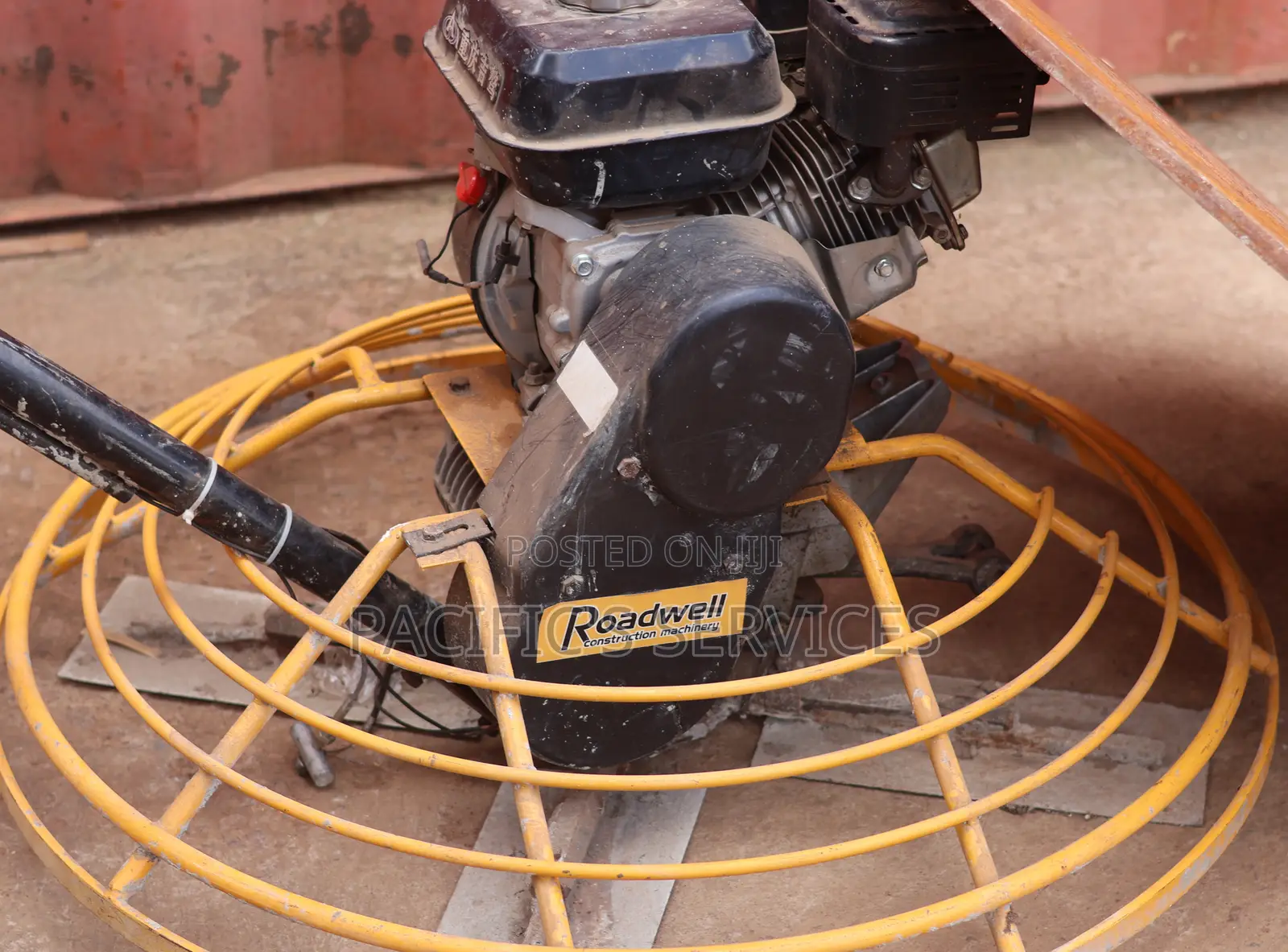 Roadwell Power Trowel